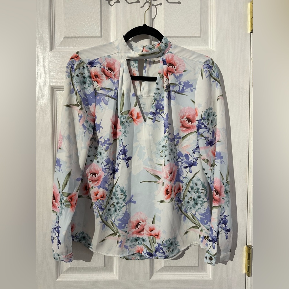 Guess Floral Women's Top - Multicolor (S)